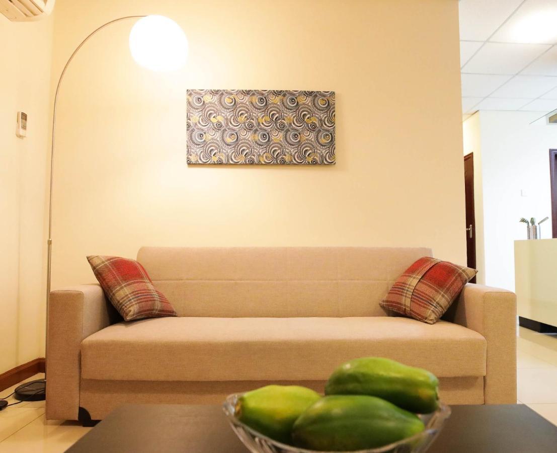 La Casa Baatsona Apts Sakumono المظهر الخارجي الصورة