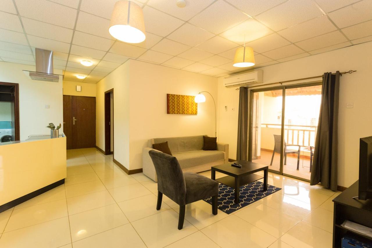 La Casa Baatsona Apts Sakumono المظهر الخارجي الصورة